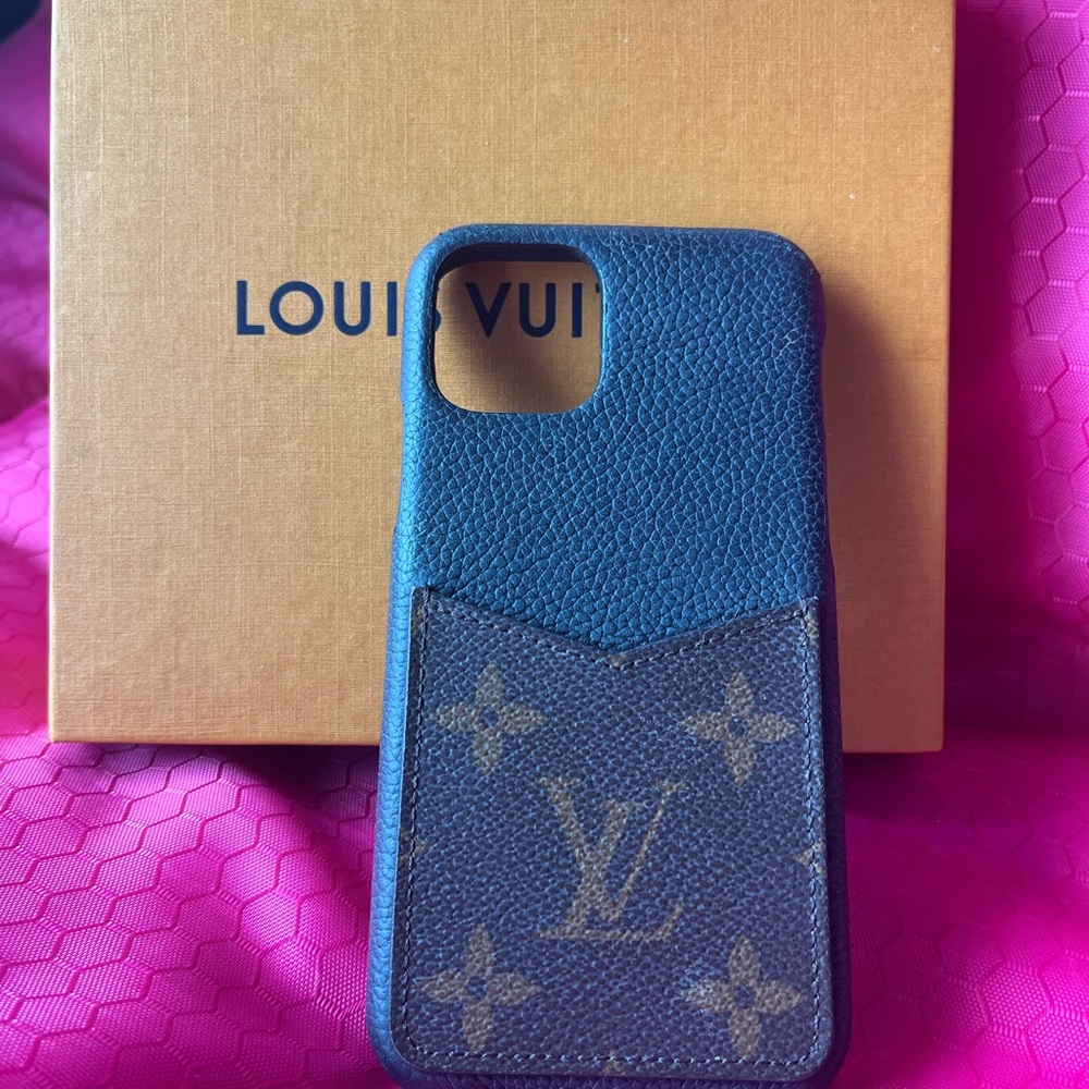 Louis Vuitton iPhone 11 Pro Bumper